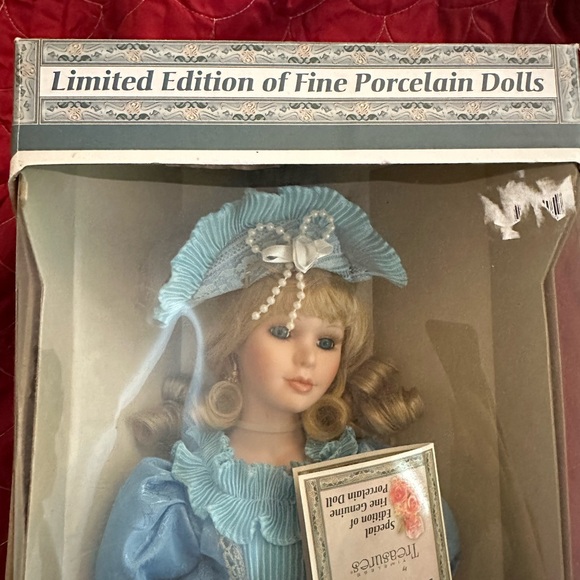 katherine collection timeless treasures doll year 2002 - Picture 3 of 9